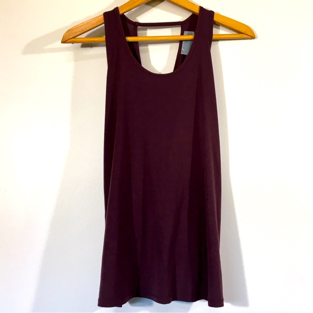 Athleta Criss Cross‎ Tie Back Cropped Athletic Top